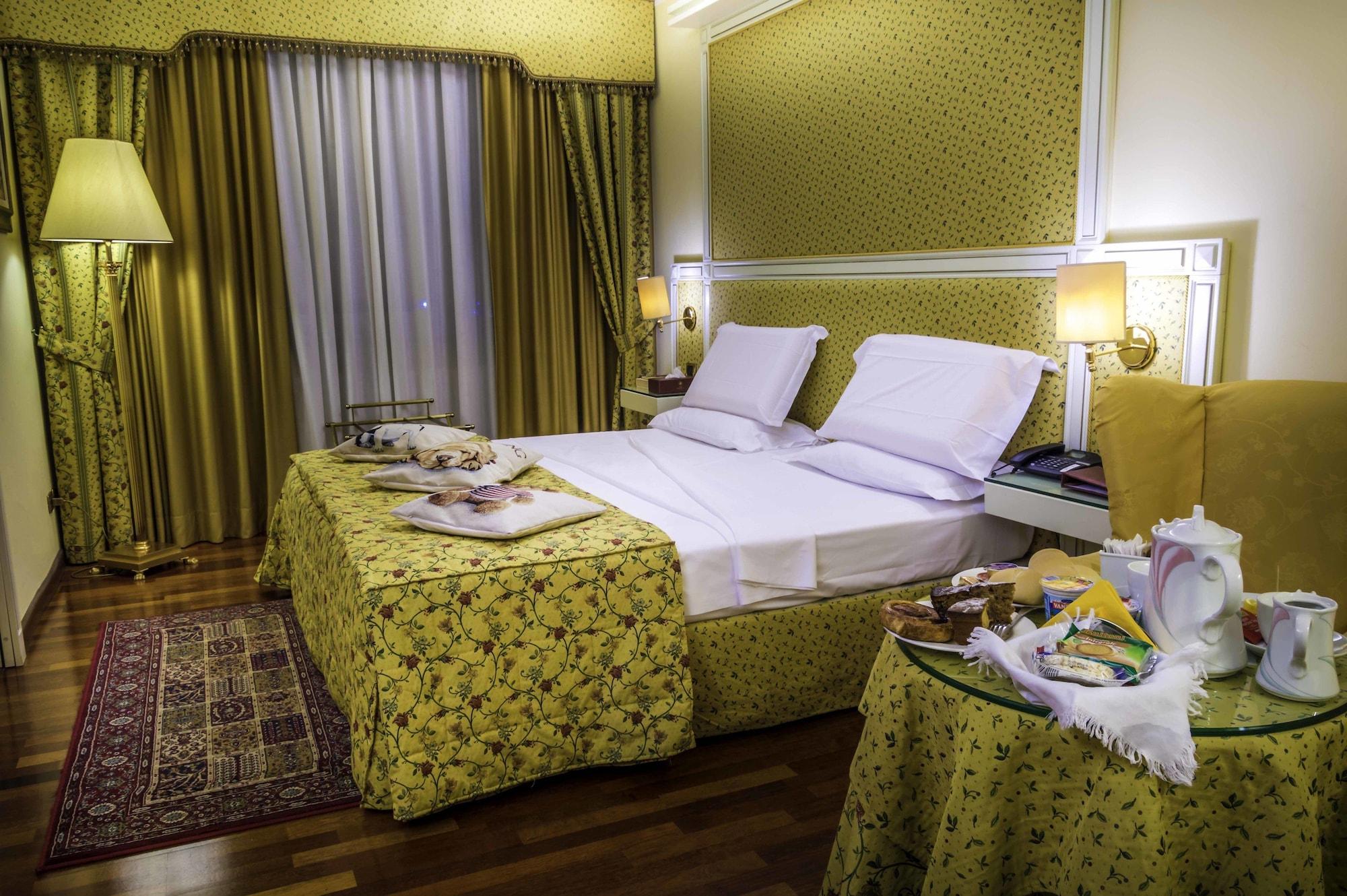 Hotel La Bussola Novara Esterno foto