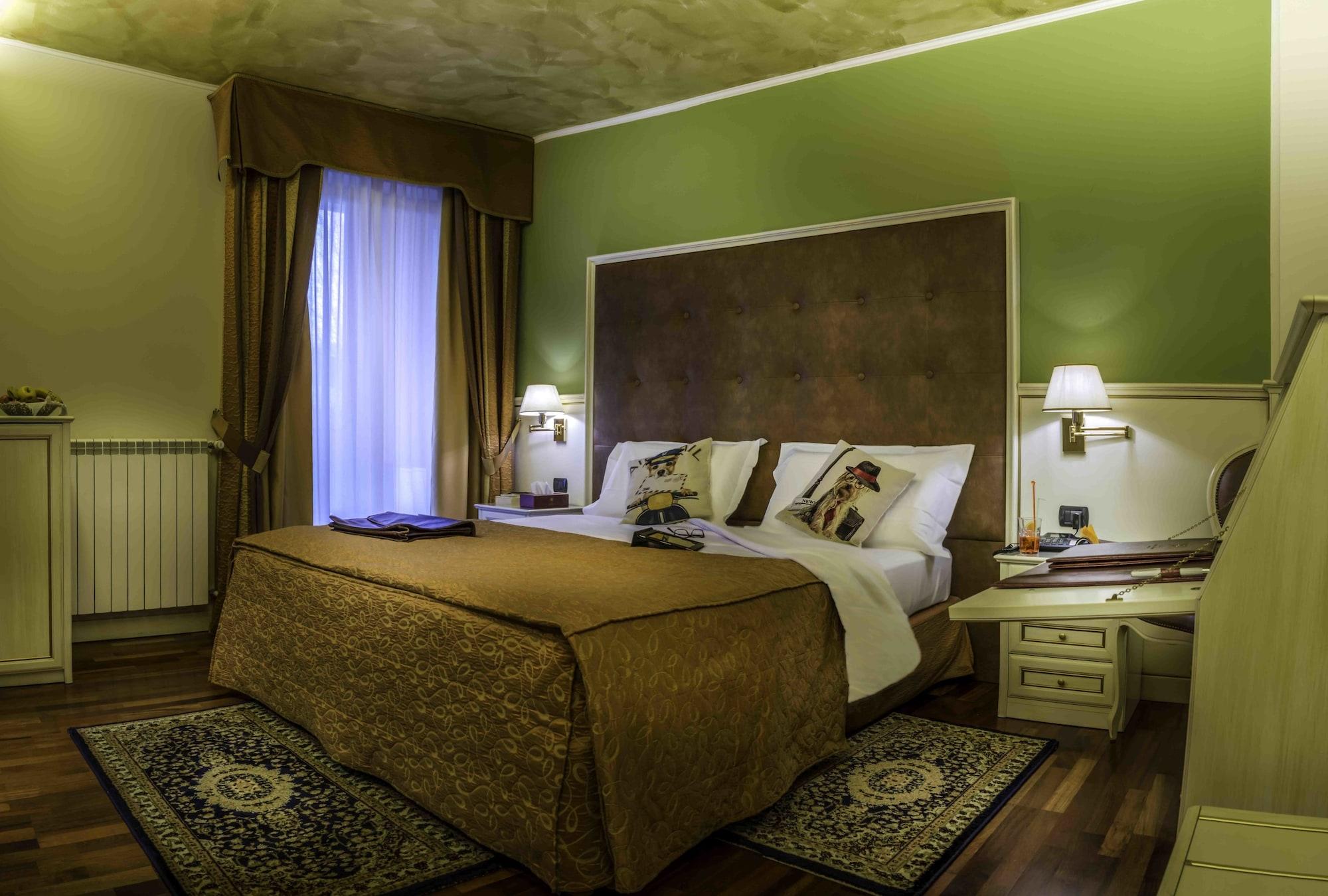 Hotel La Bussola Novara Esterno foto