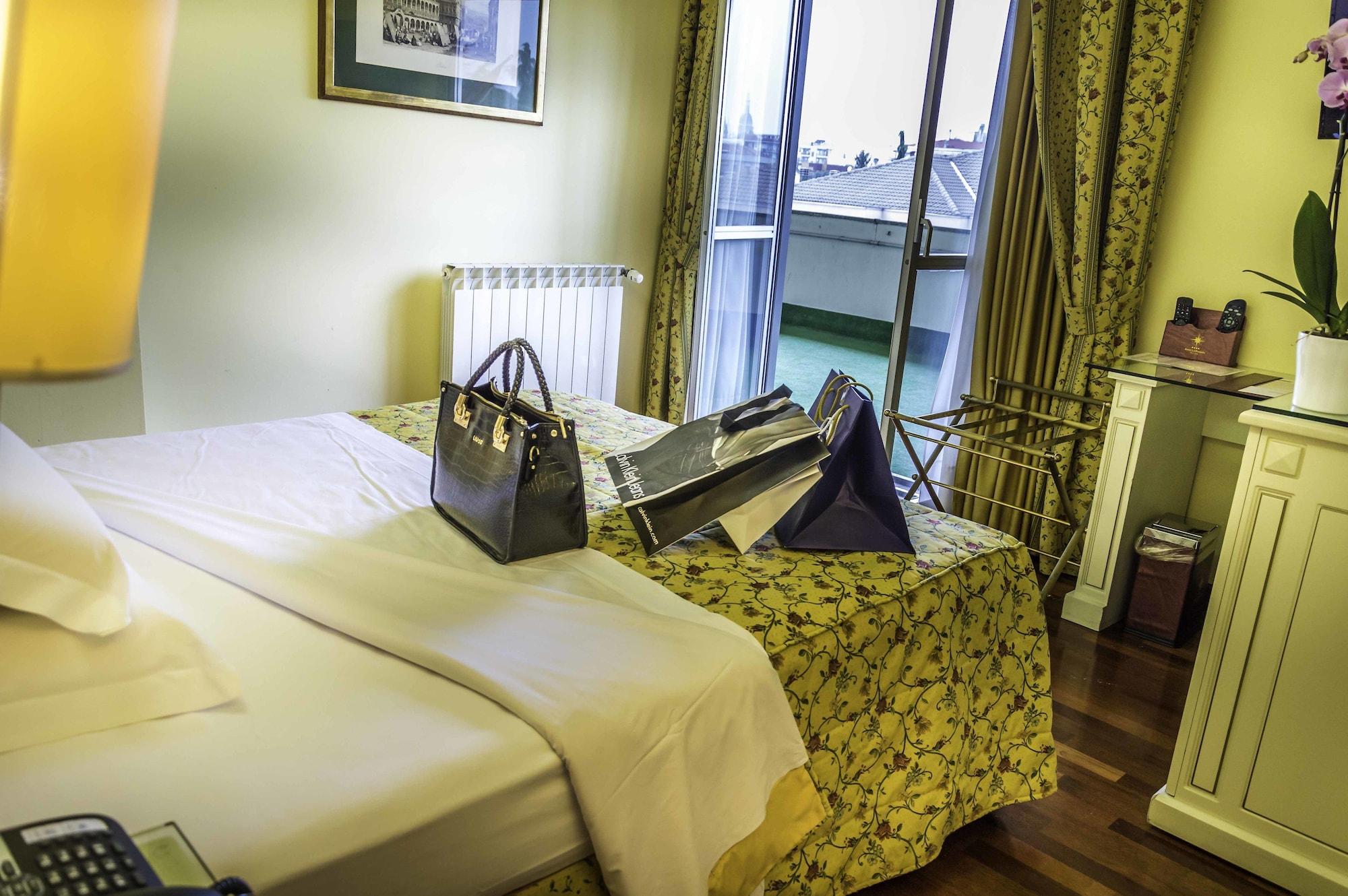 Hotel La Bussola Novara Esterno foto