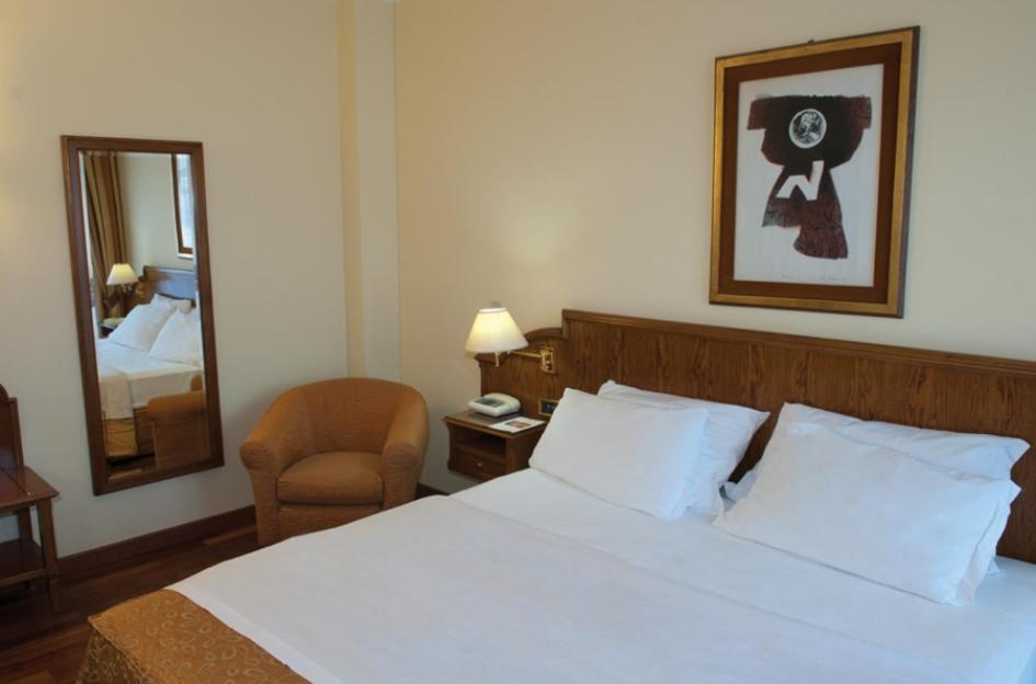 Hotel La Bussola Novara Esterno foto